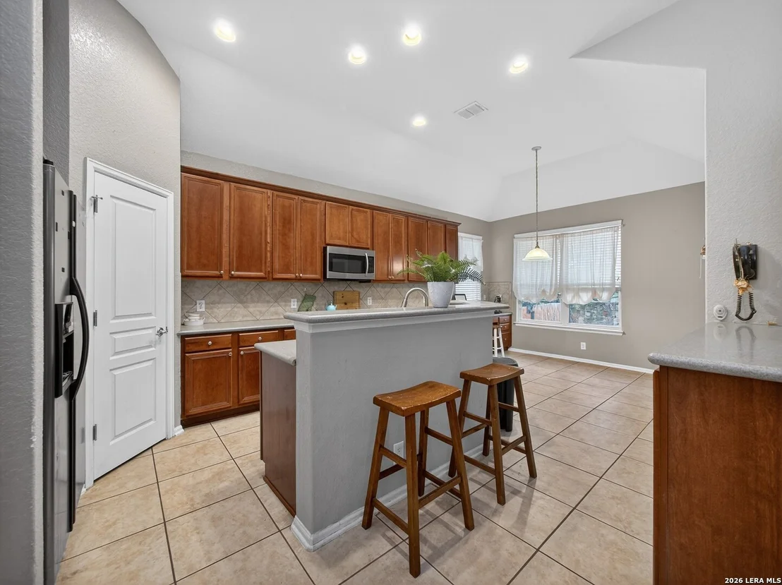 Photo of 4307 James Bowie