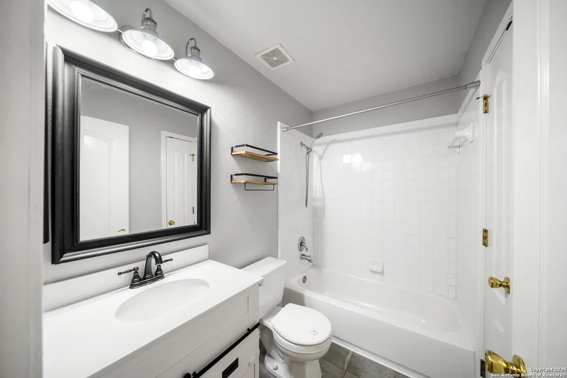 Photo of 112 KITTY HAWK RUN