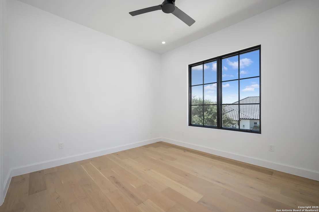 Photo of 7126 Bluff Strand