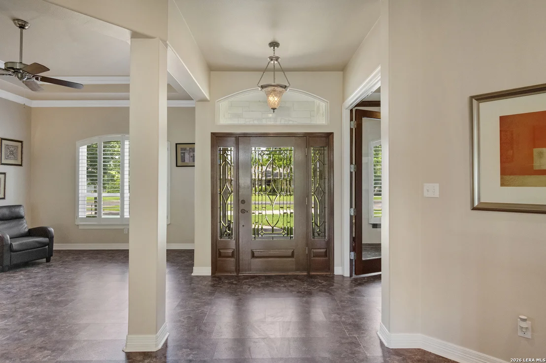 Photo of 307 E Pheasant