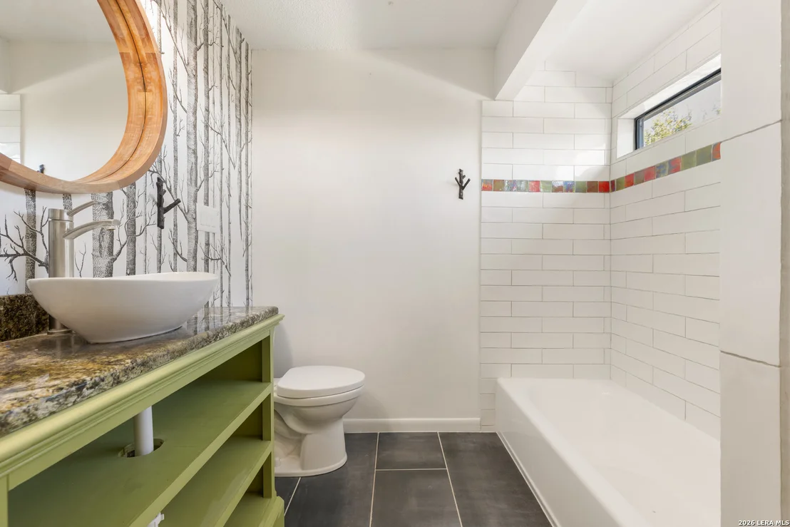 Photo of 26938 Karsch