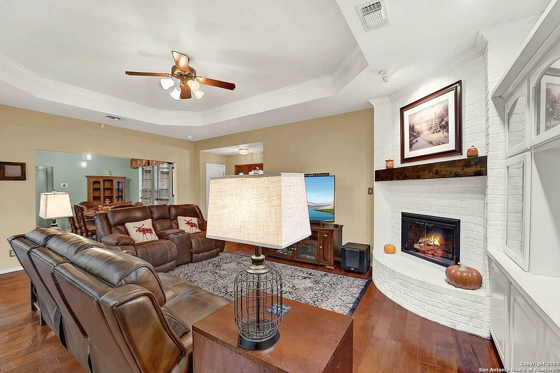 Photo of 1512 MOUNT LAUREL