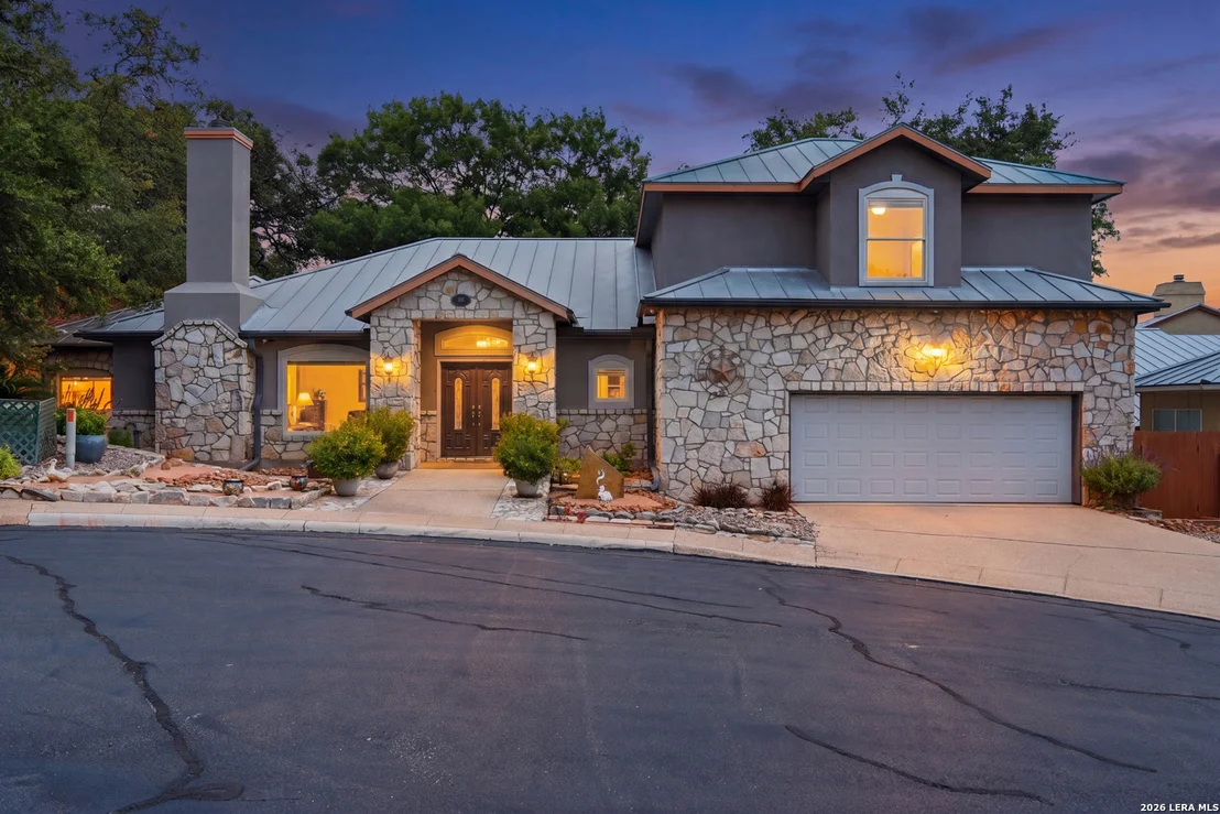 Photo of 8 Donore Cir