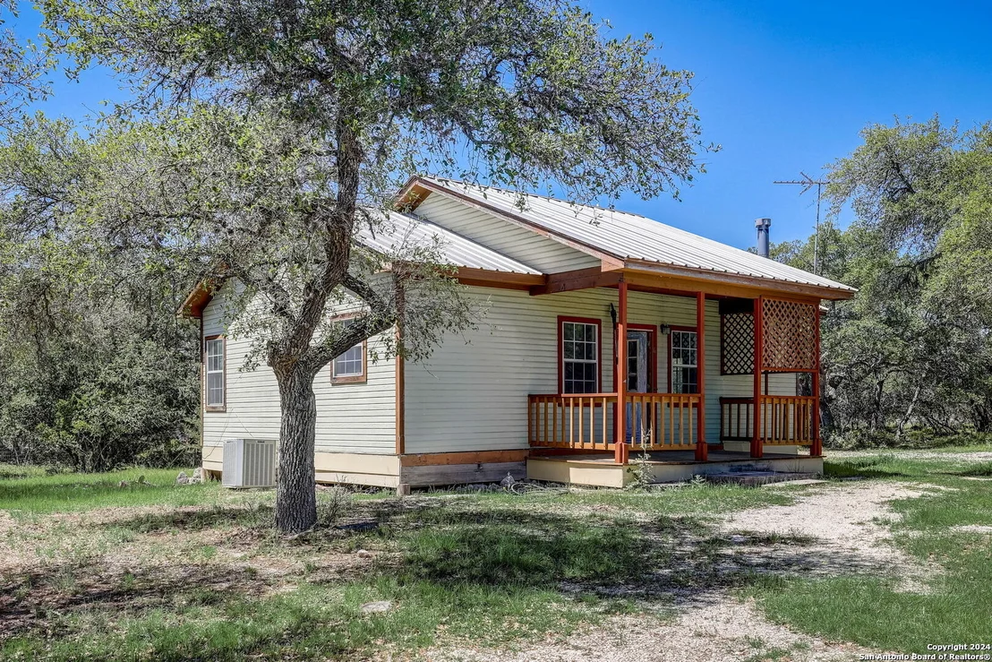 Photo of 3100 ROLLING OAKS DR