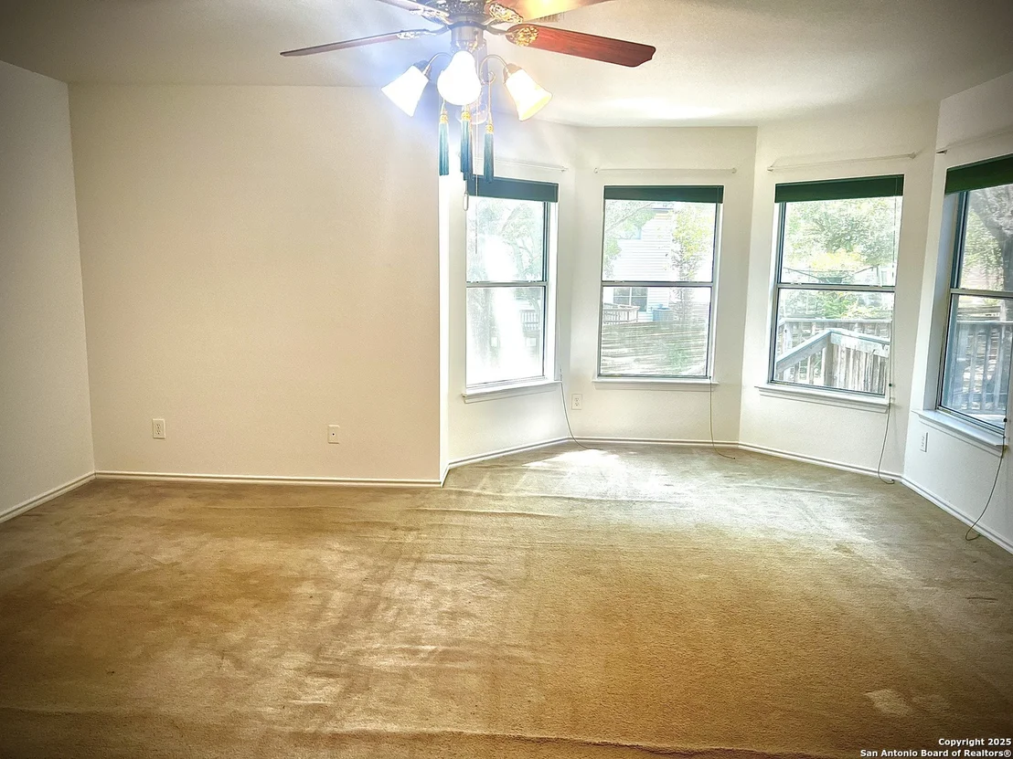Photo of 2563 Chasefield