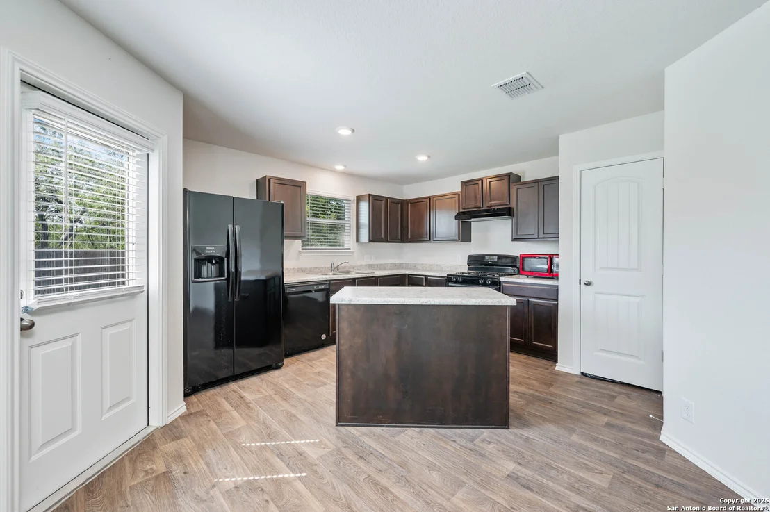 Photo of 5502 Rosillo Hill