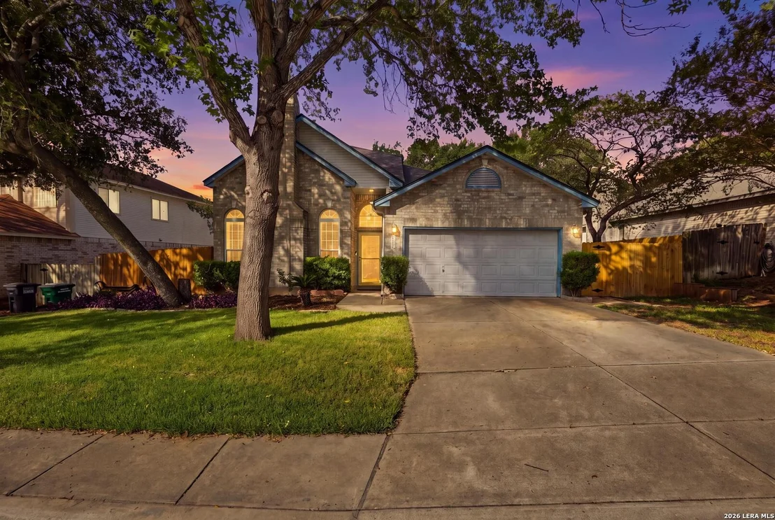 Photo of 15235 Spring Cor