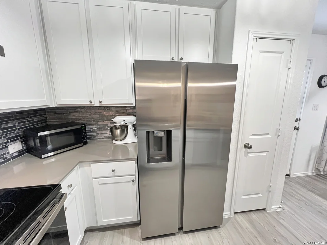 Photo of 1072 Shutter Way