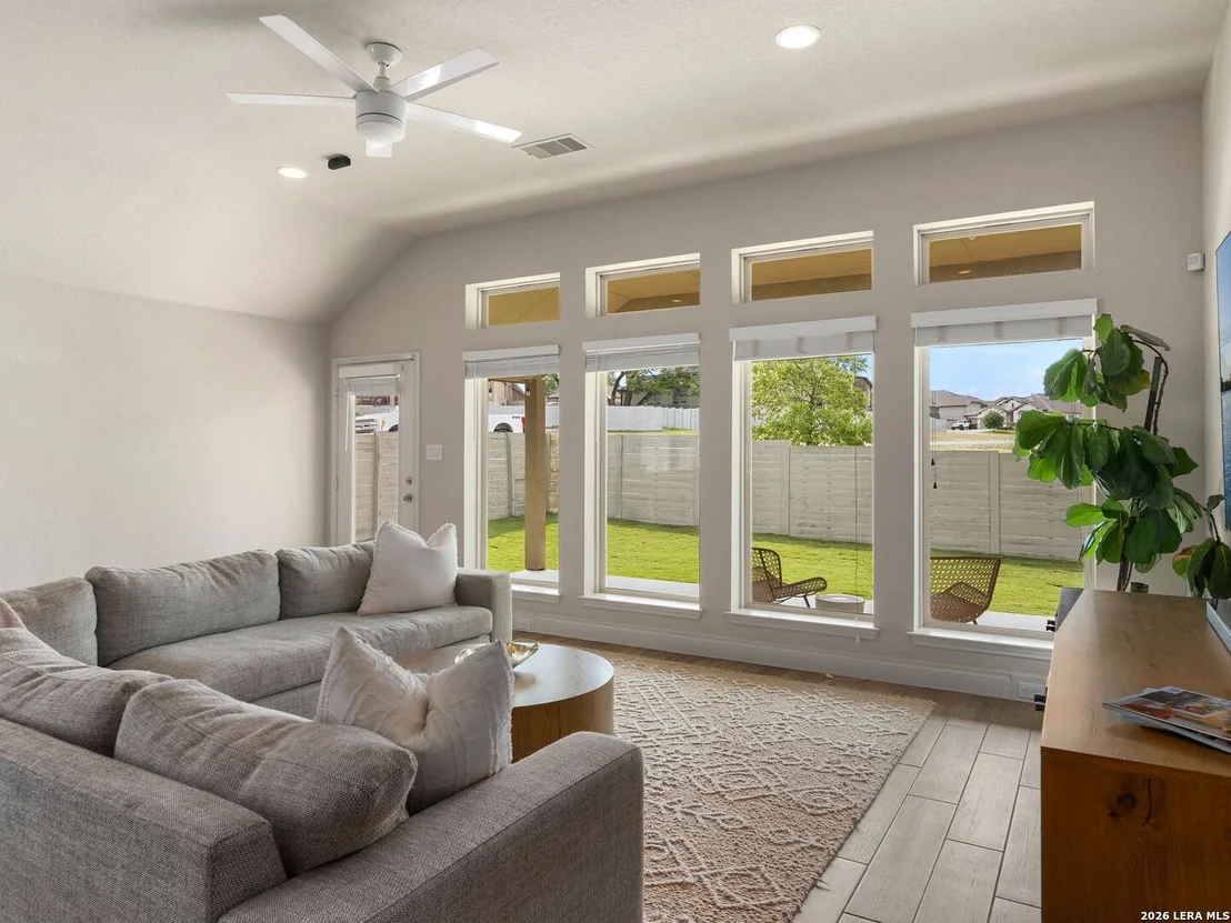 Photo of 1186 Yaupon Loop