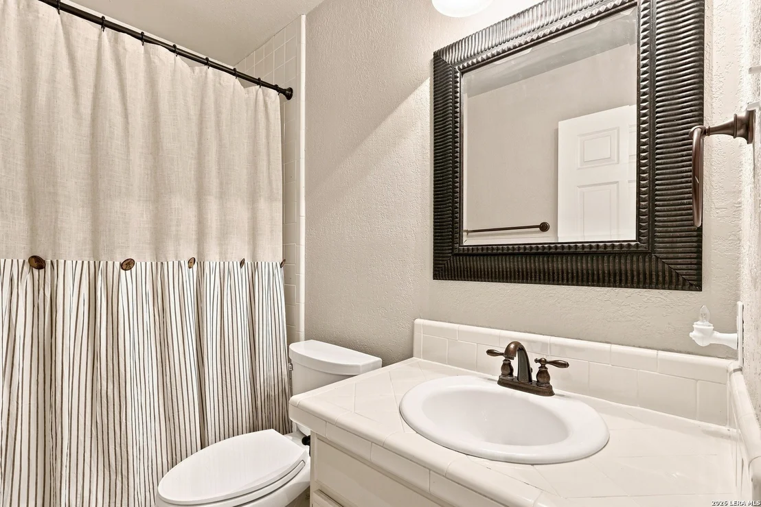 Photo of 28 COURTSIDE CIR