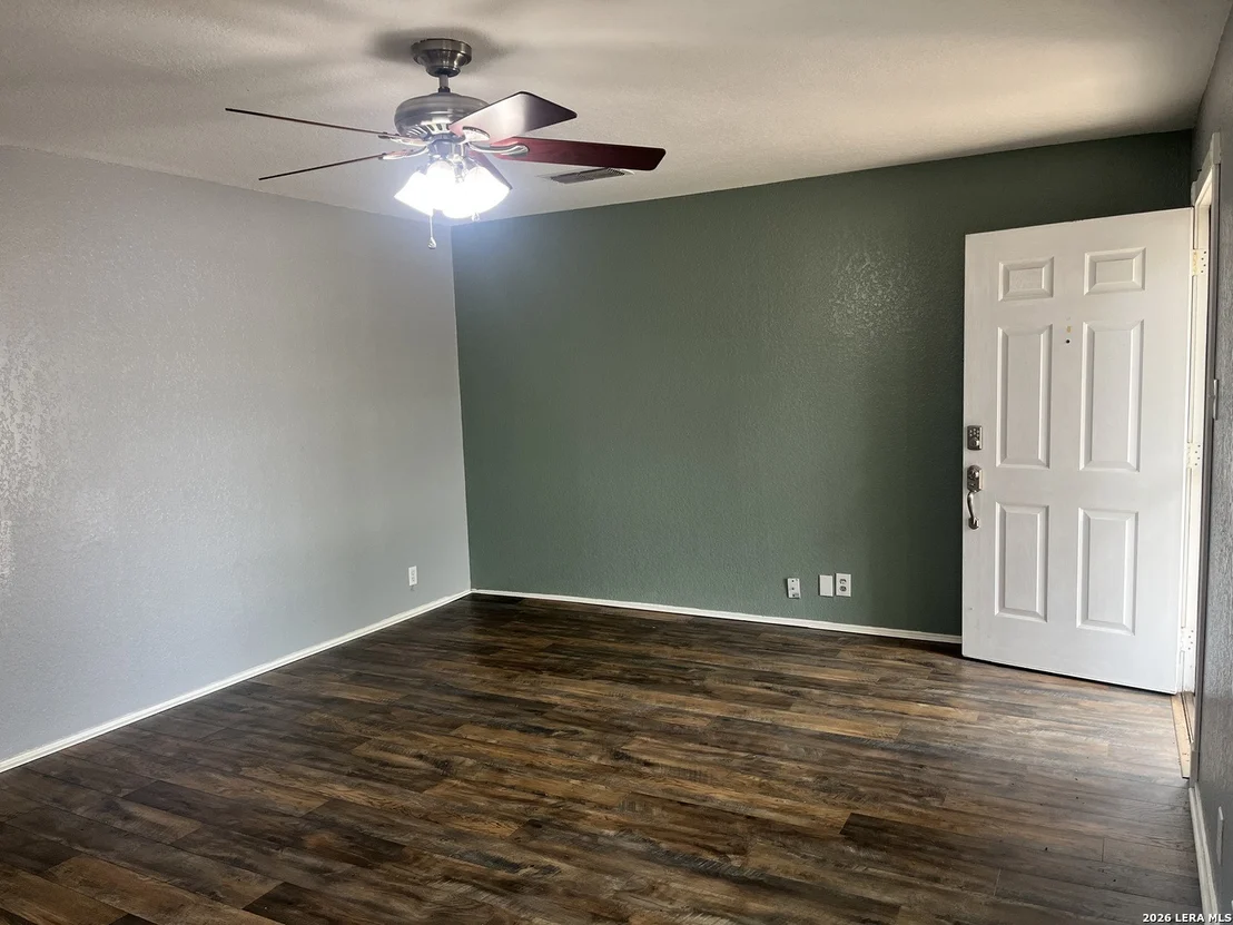Photo of 16131 IKE LN
