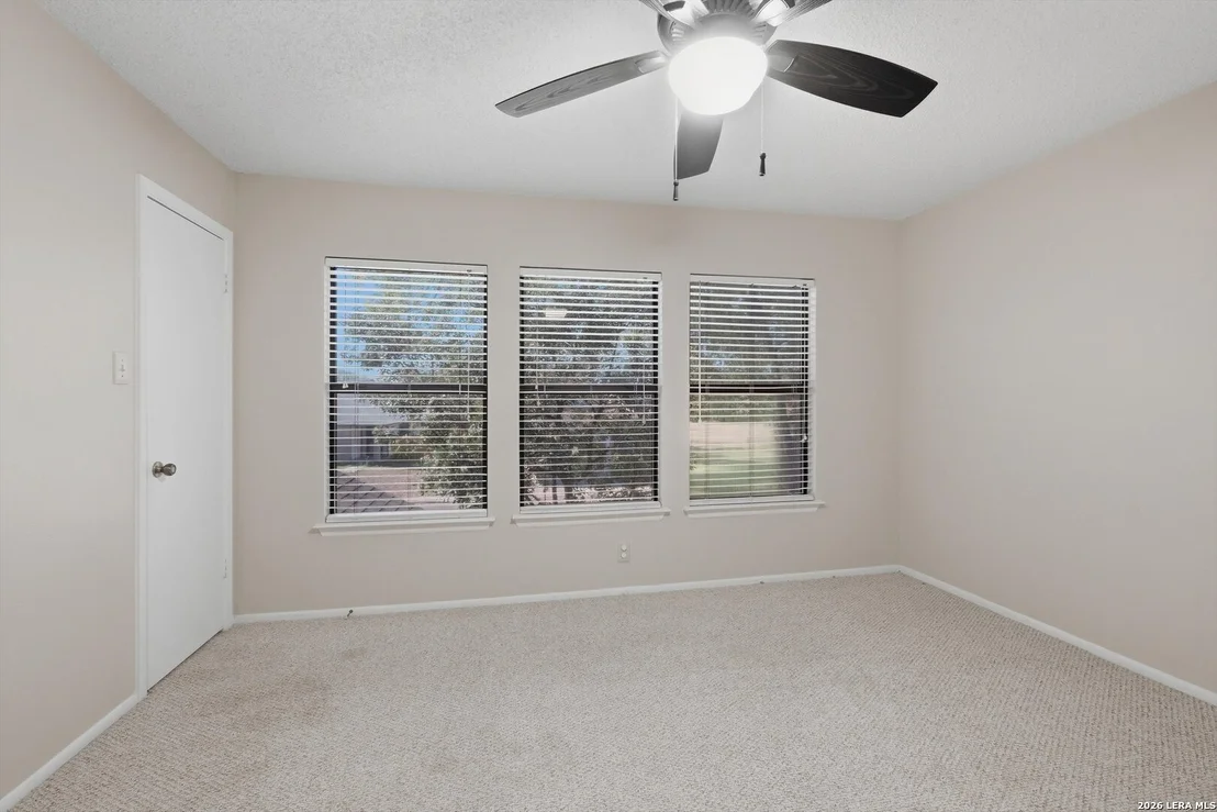Photo of 9015 Mansfield