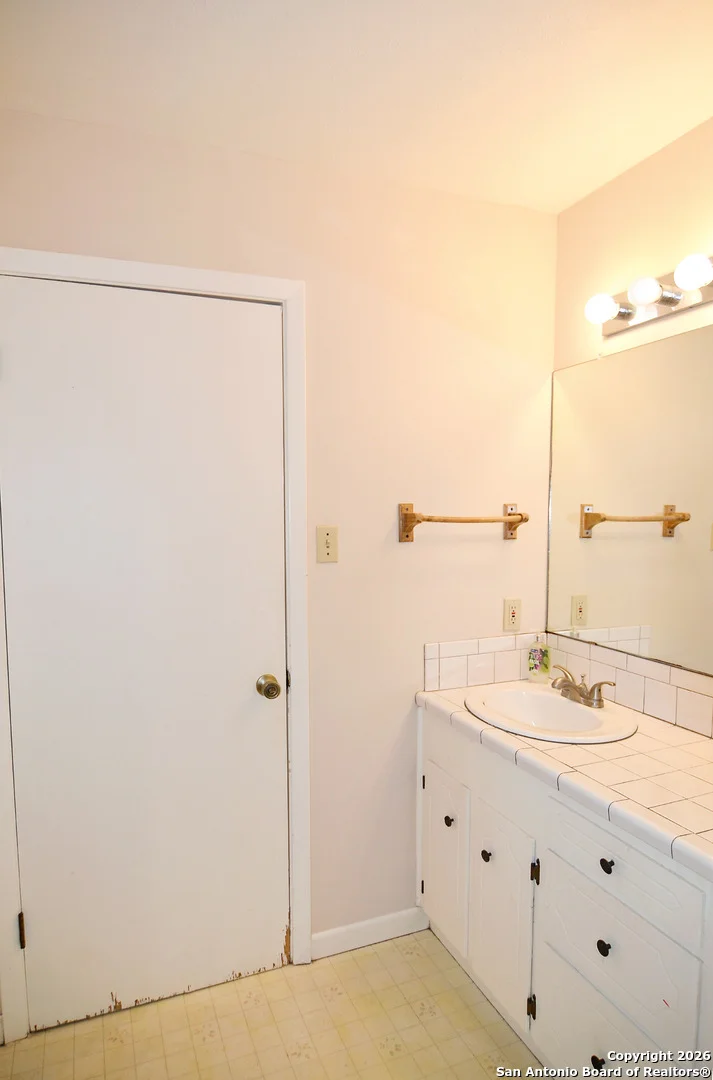 Photo of 1407 Mockingbird Lane