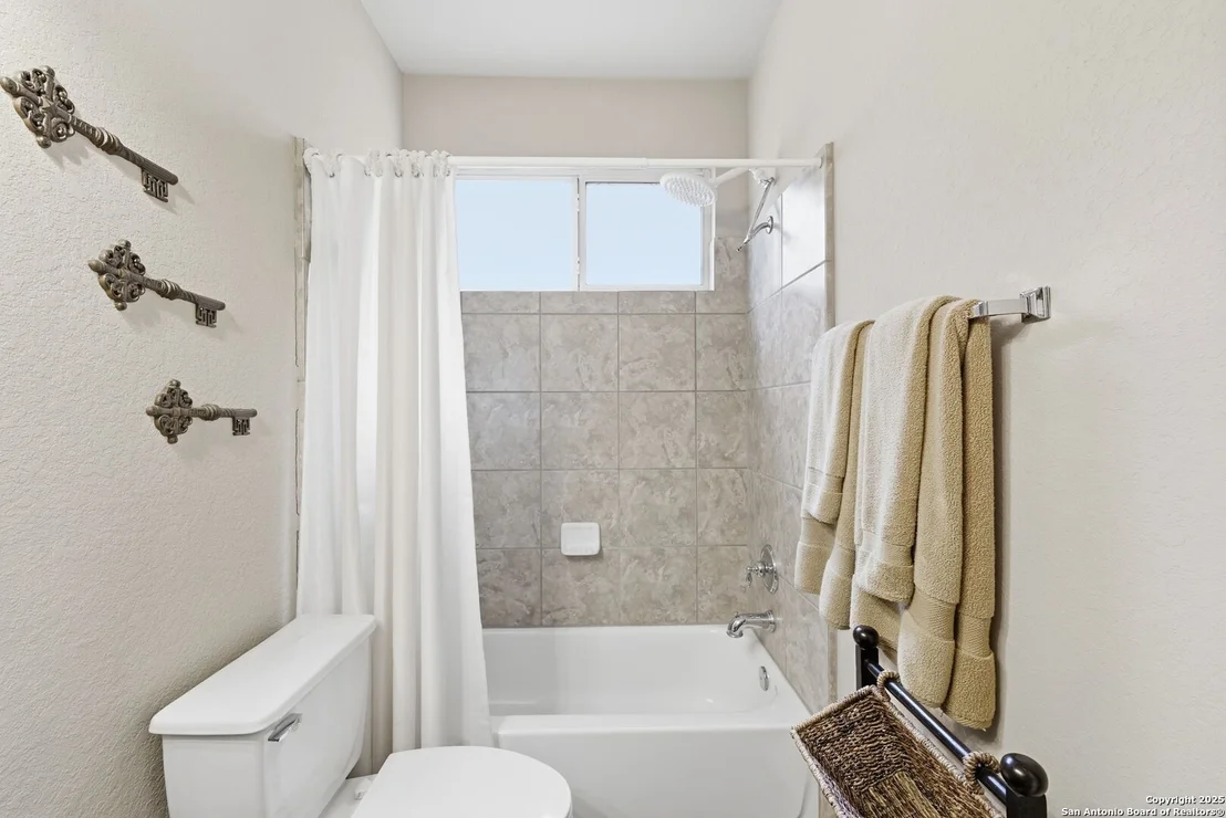 Photo of 2106 Laurel Pt