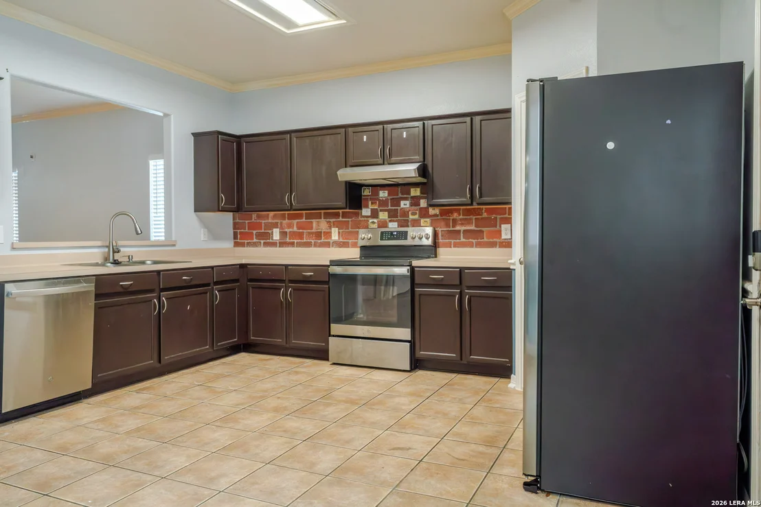 Photo of 8607 Belhaven
