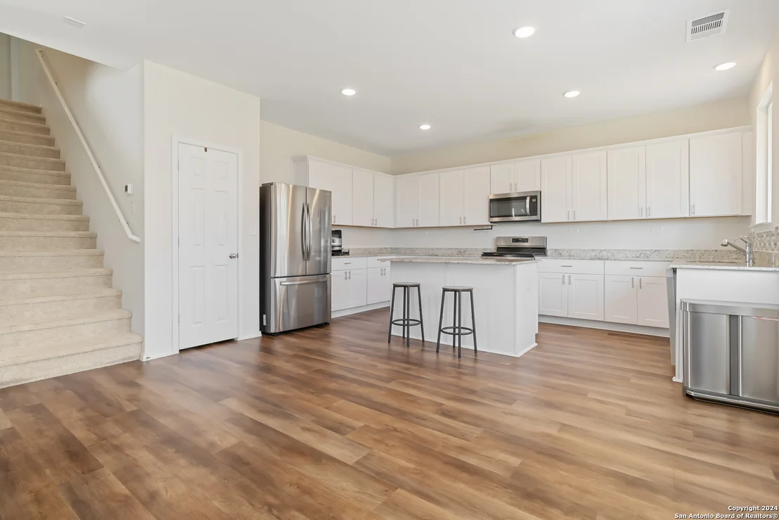 Photo of 13123 SENDERO ROBLE