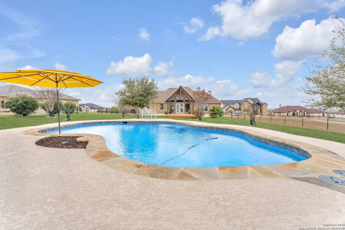Photo of 714 Abbott Rdg