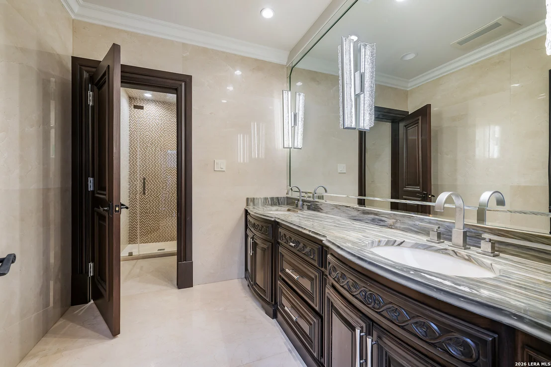 Photo of 11 Vineyard Dr.
