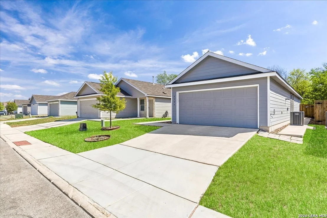 Photo of 6326 Marco Plains