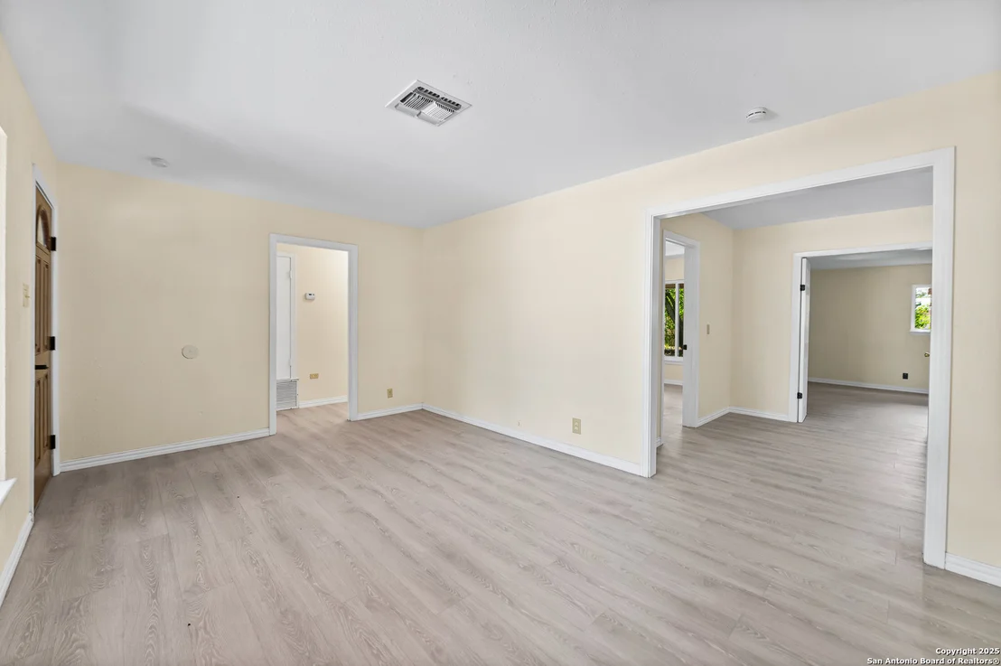 Photo of 126 CREATH PL