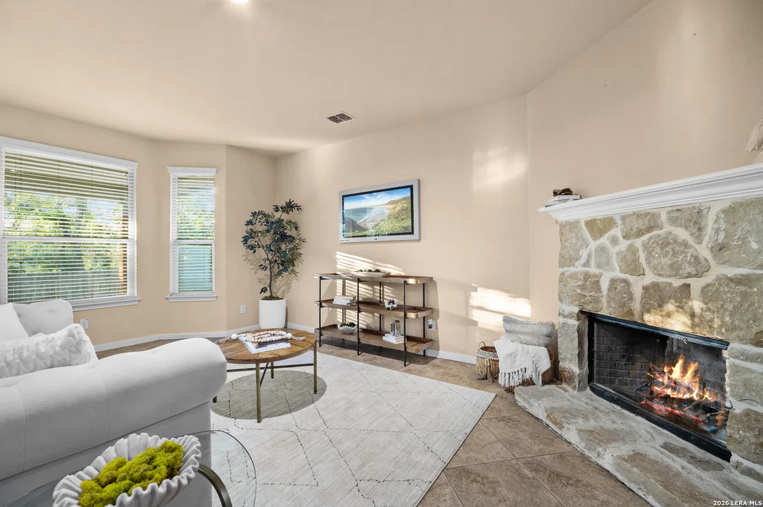 Photo of 1008 Magellan