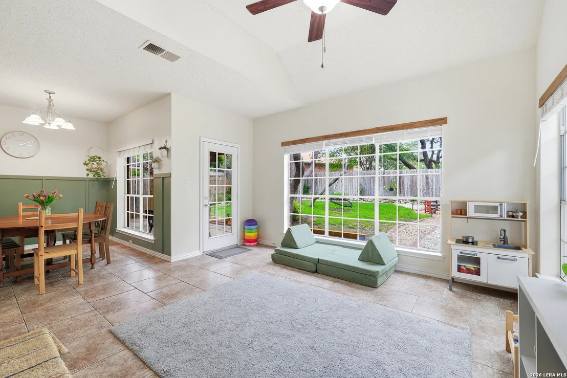 Photo of 11650 Foxford