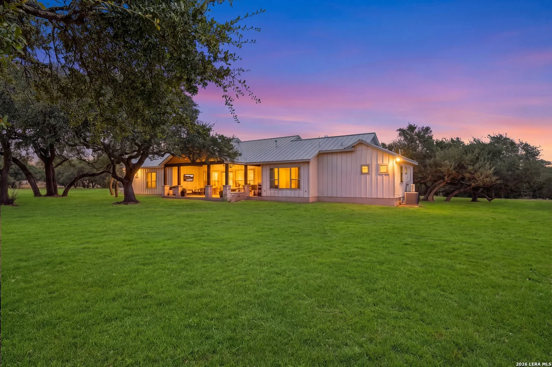 Photo of 31131 WINDMILL LN