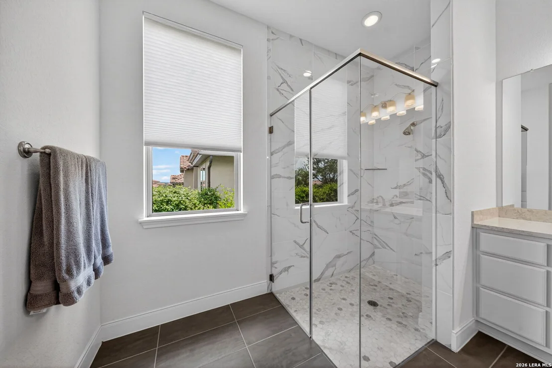 Photo of 23218 Curvado