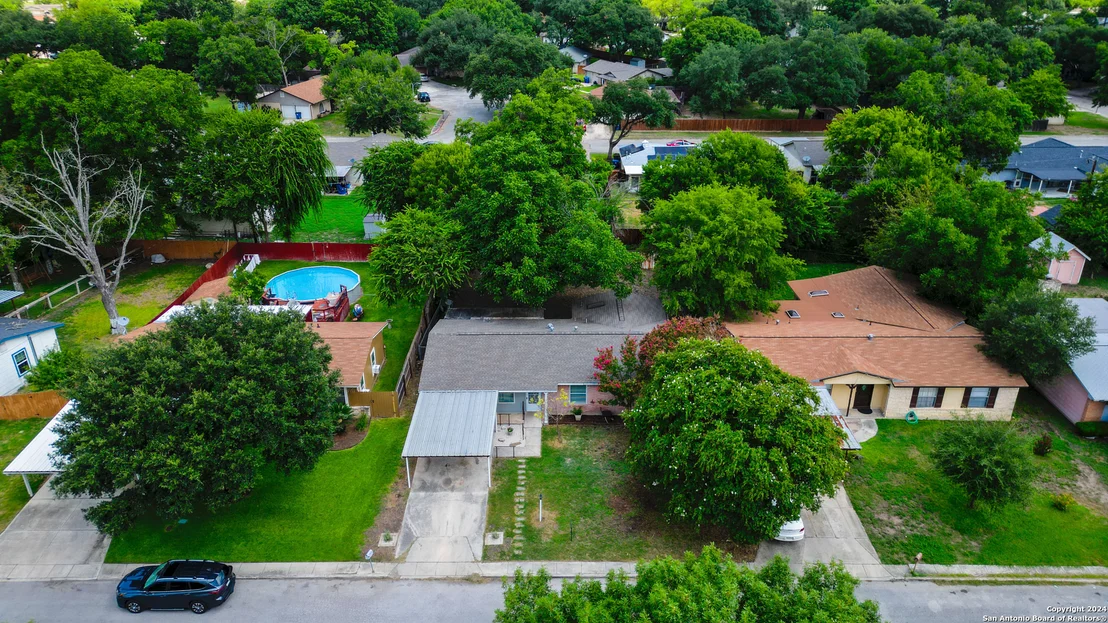 Photo of 5223 REDDING LN