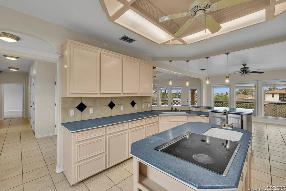 Photo of 162 Whiteley Dr