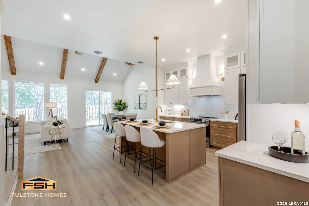 Photo of 206 Roaring Creek