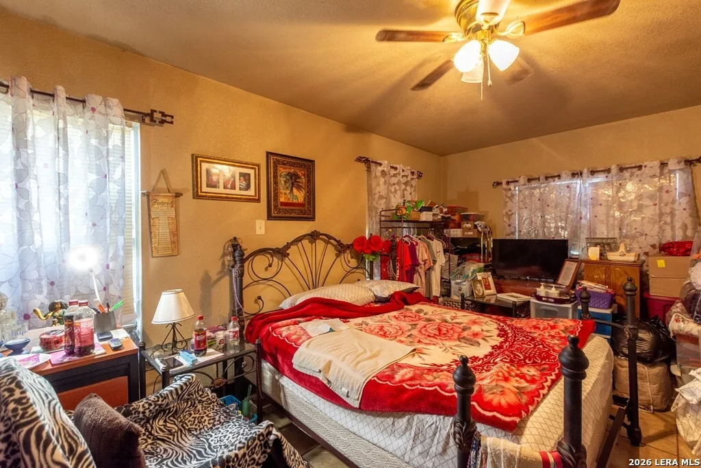 Photo of 546 Blanco