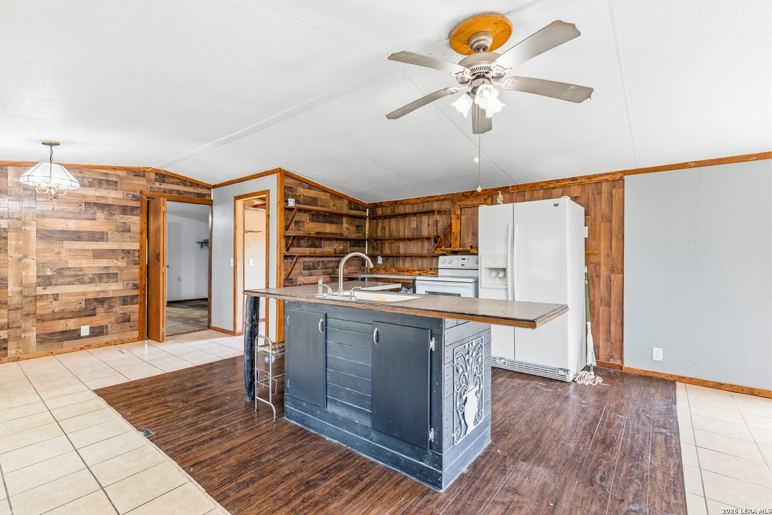 Photo of 18525 County Road 5722