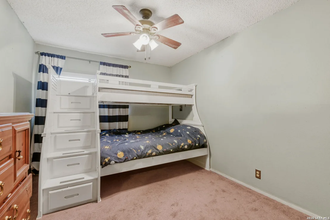 Photo of 2518 Ridge Leaf