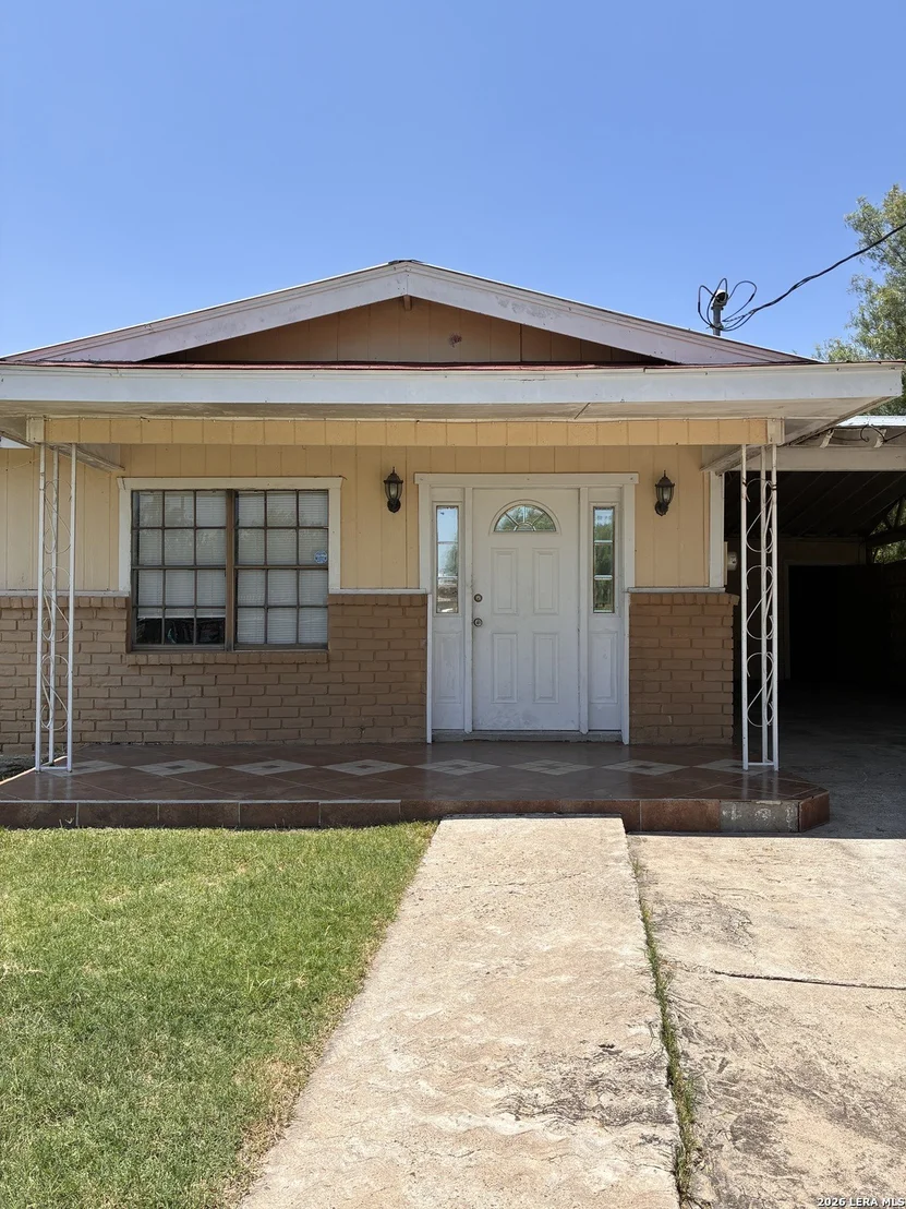 Photo of 1398 Wilson