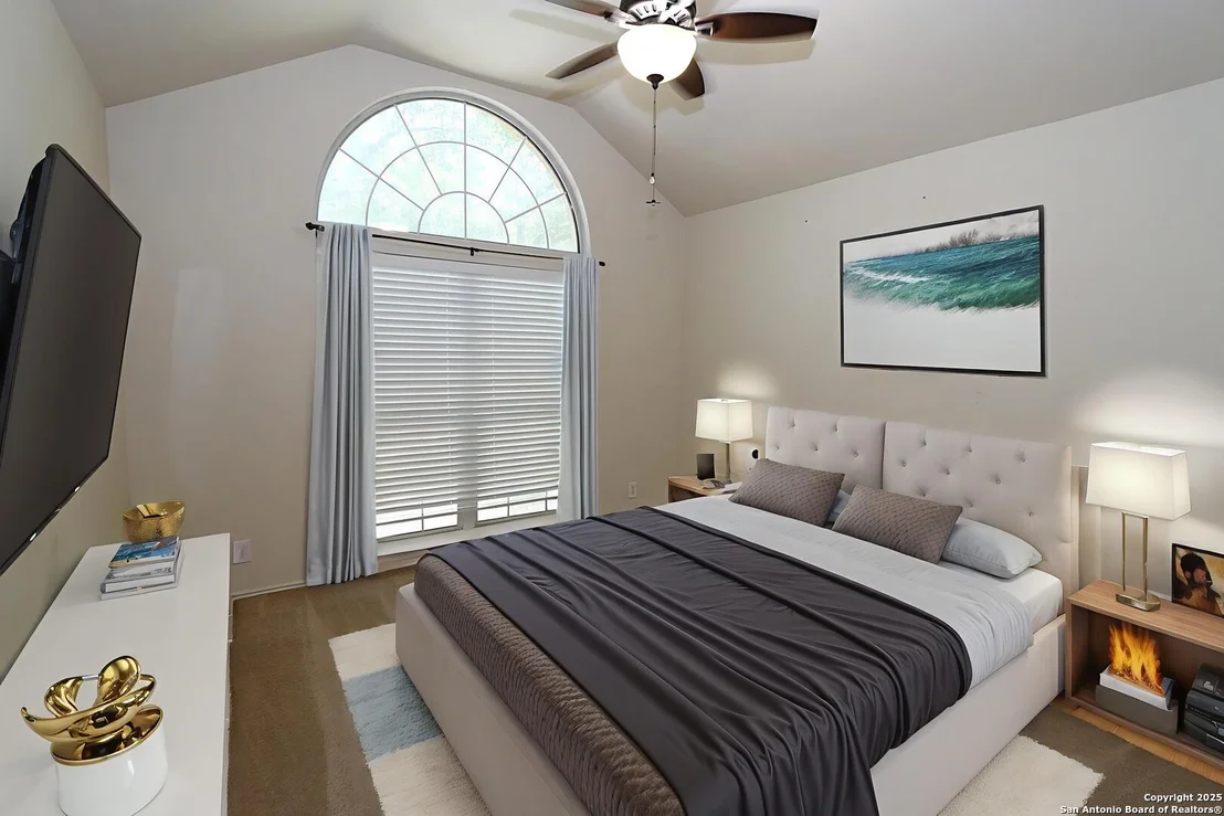 Photo of 4922 Rosemoss