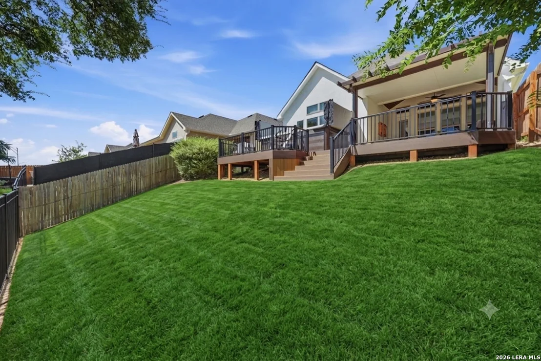 Photo of 530 POND BLF