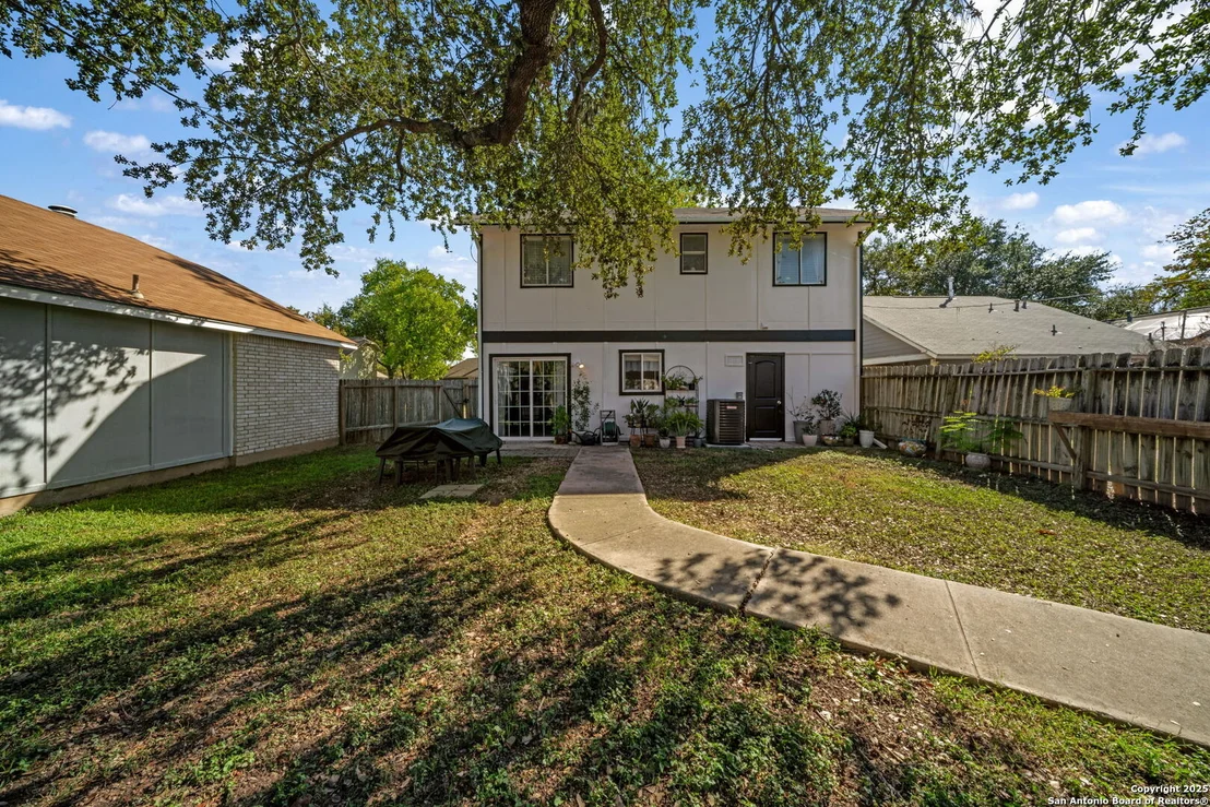 Photo of 764 Garden Meadow