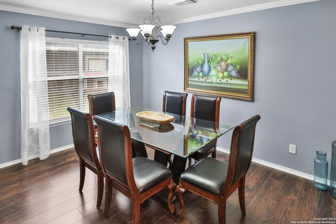 Photo of 638 LAS PUERTAS