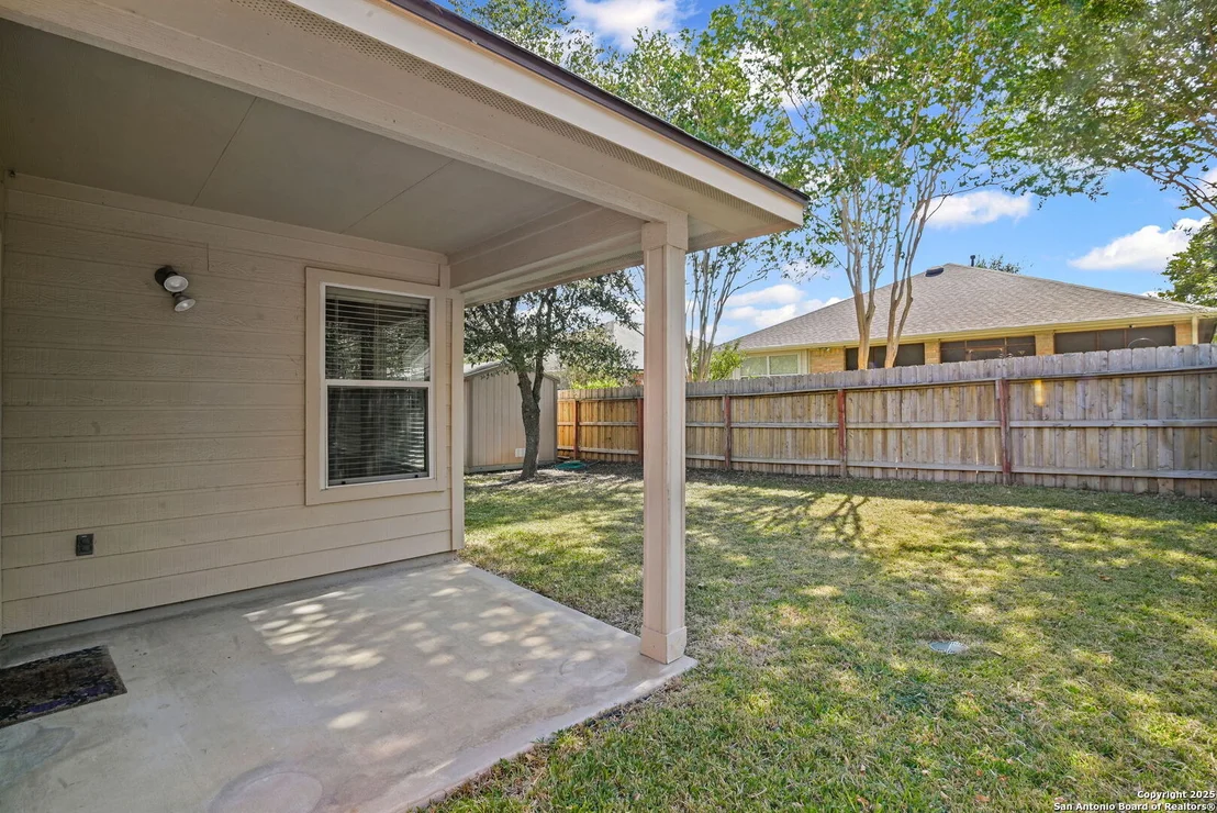 Photo of 9810 Selbourne
