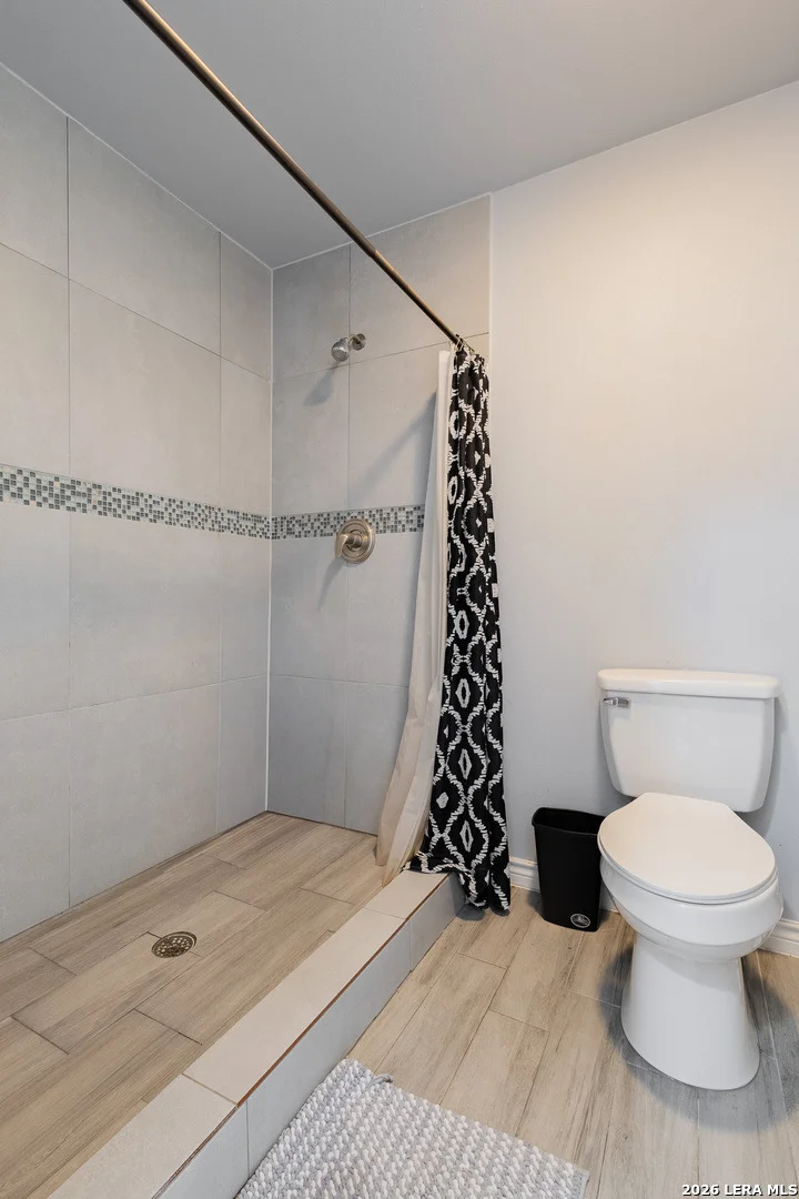 Photo of 2388 Oak Breeze Circle