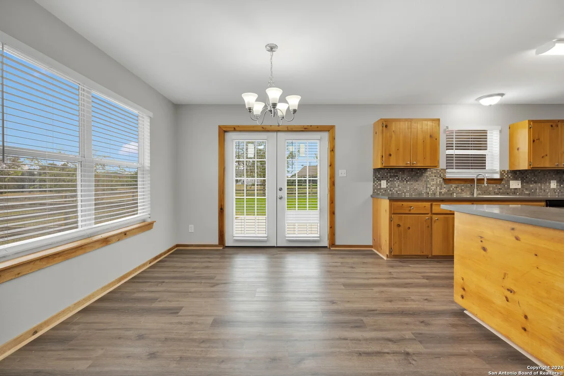 Photo of 105 BROWN SADDLE CIR
