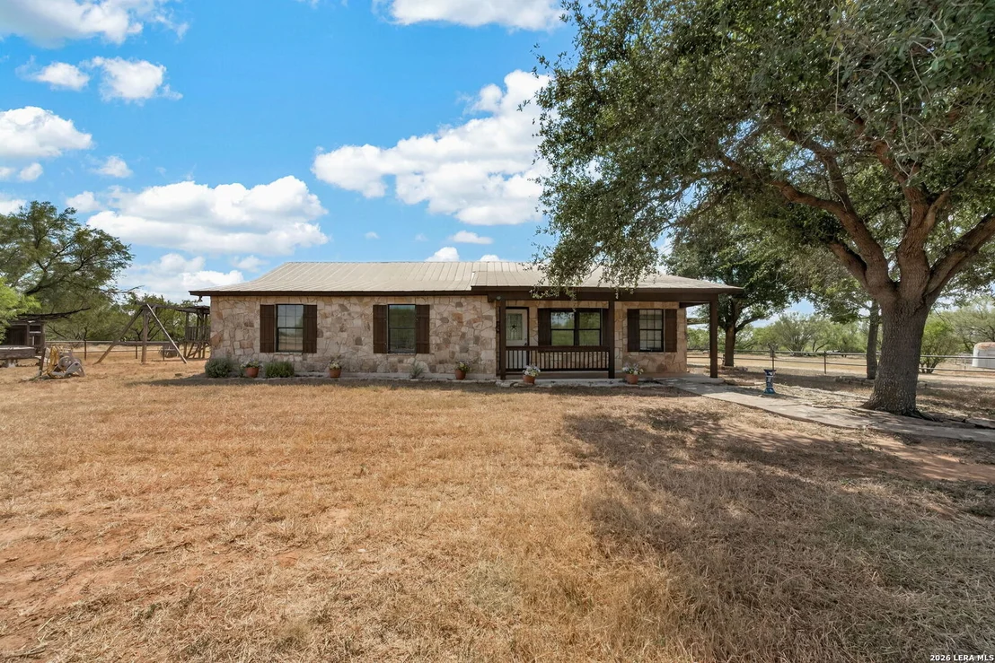 Photo of 5431 STATE HIGHWAY 173 N