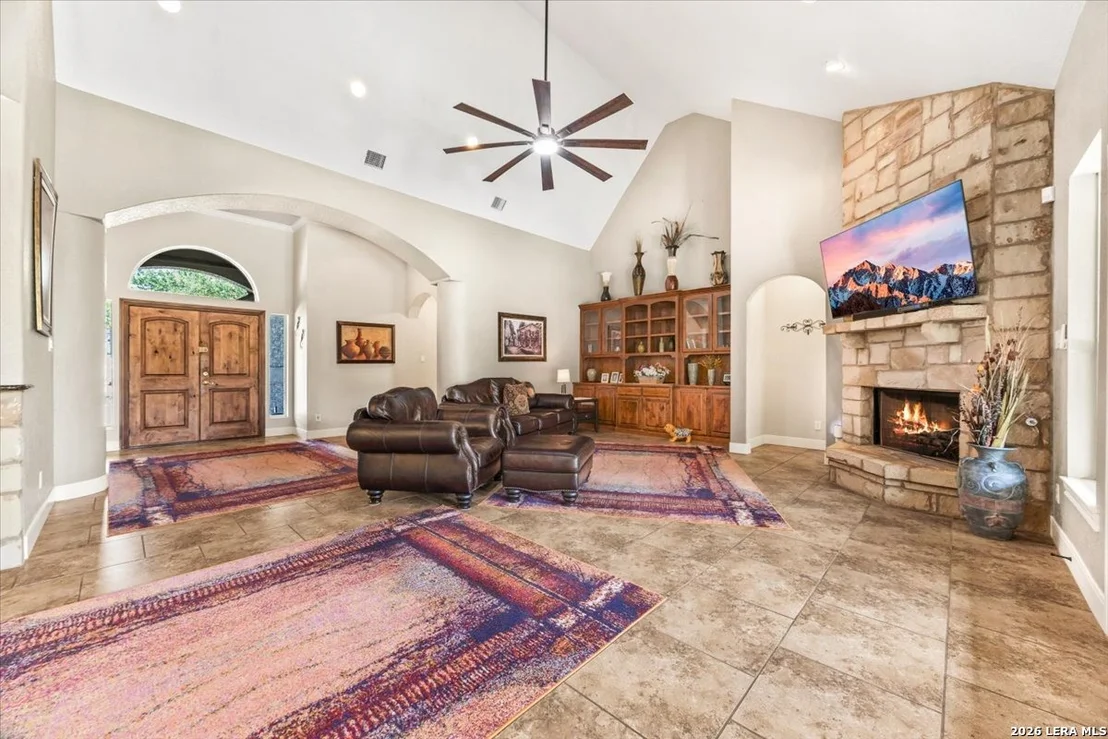 Photo of 563 Cambridge