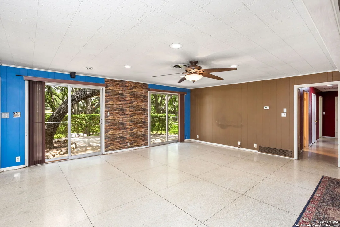 Photo of 239 Donella Dr