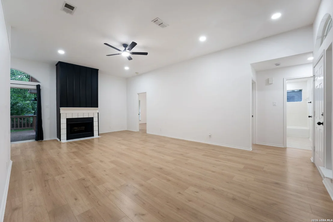 Photo of 3900 Whitaker