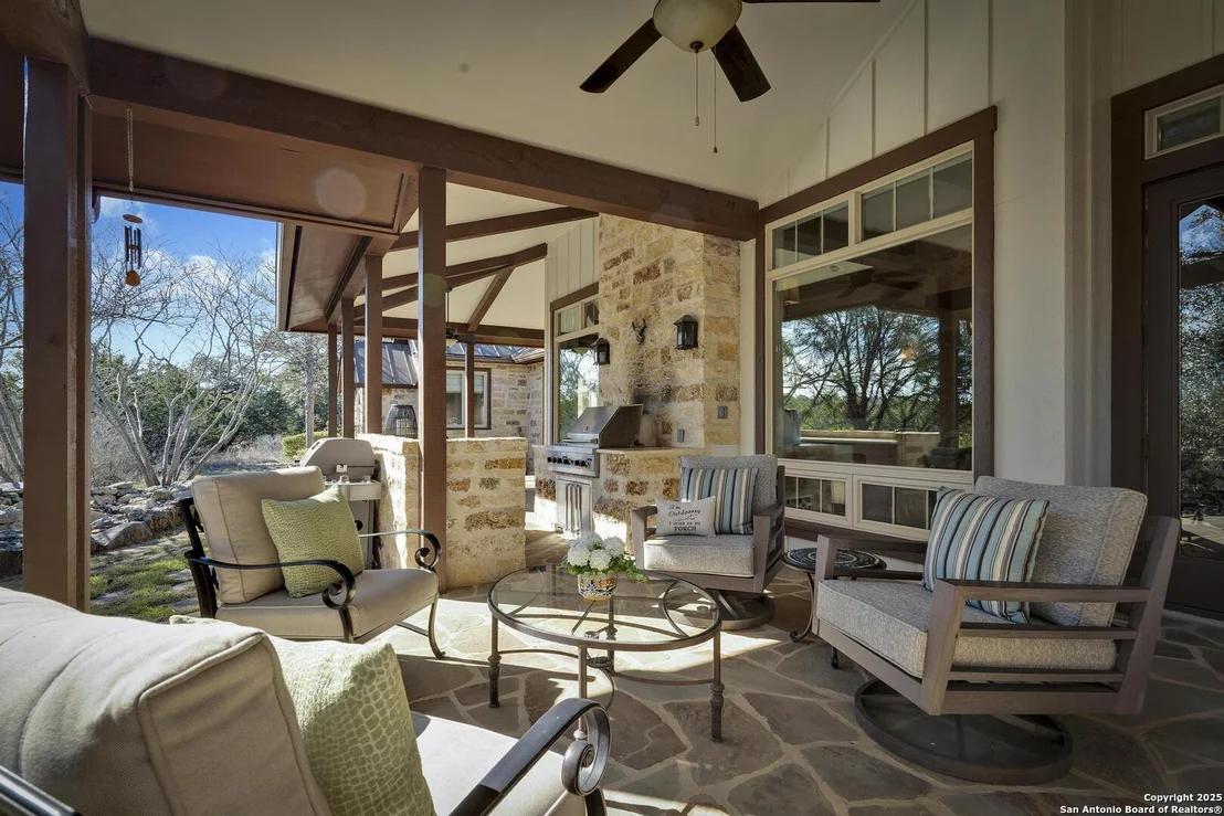 Photo of 107 LEGACY POINTE