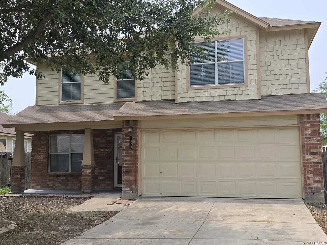 Photo of 1023 AVOCET