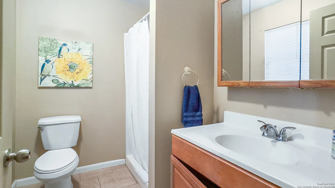 Photo of 331 Aaron Pl