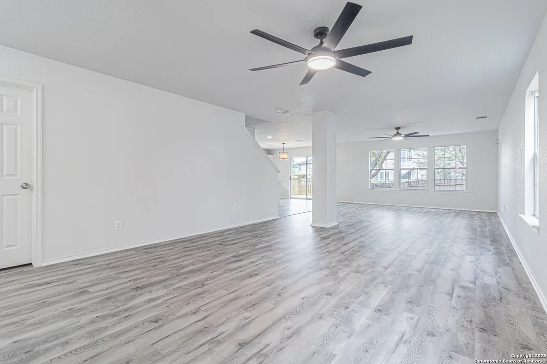 Photo of 6615 Suncliff Crst